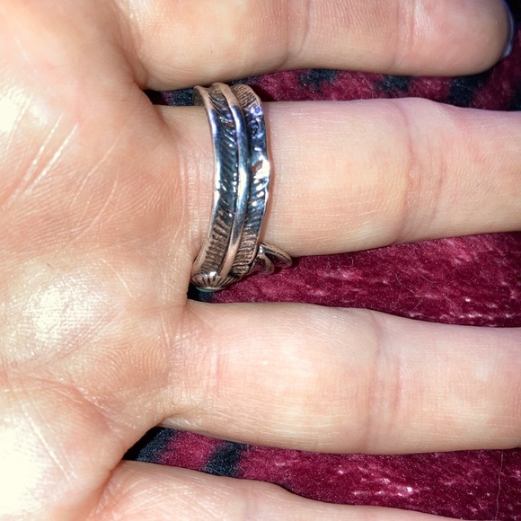 Vintage-Style Punk Turquoise Colored Stone on Leaf Silver Alloy Adjust Ring H225 - Picture 6 of 16